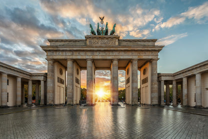Obraz Wieloczęściowy Brama Brandenburska – majestatyczna panorama do wnętrz klasycznych i nowoczesnych 180x120