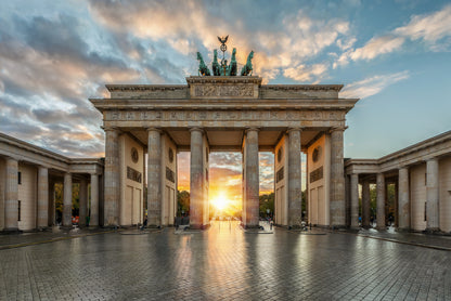 Obraz Wieloczęściowy Brama Brandenburska – Ikona Berlina do Wnętrz Nowoczesnych, Klasycznych i Loftowych 180x120