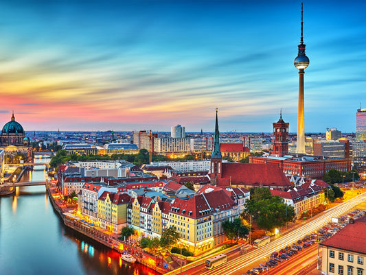 Obraz Wieloczęściowy Kolorowe Niebo Berlin – dynamiczna panorama do wnętrz nowoczesnych i eklektycznych 200x150