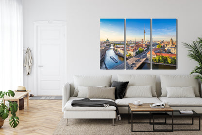 Obraz Wieloczęściowy Rzeka Sprewa i Berlin – miejska panorama do wnętrz nowoczesnych i industrialnych – widok 5