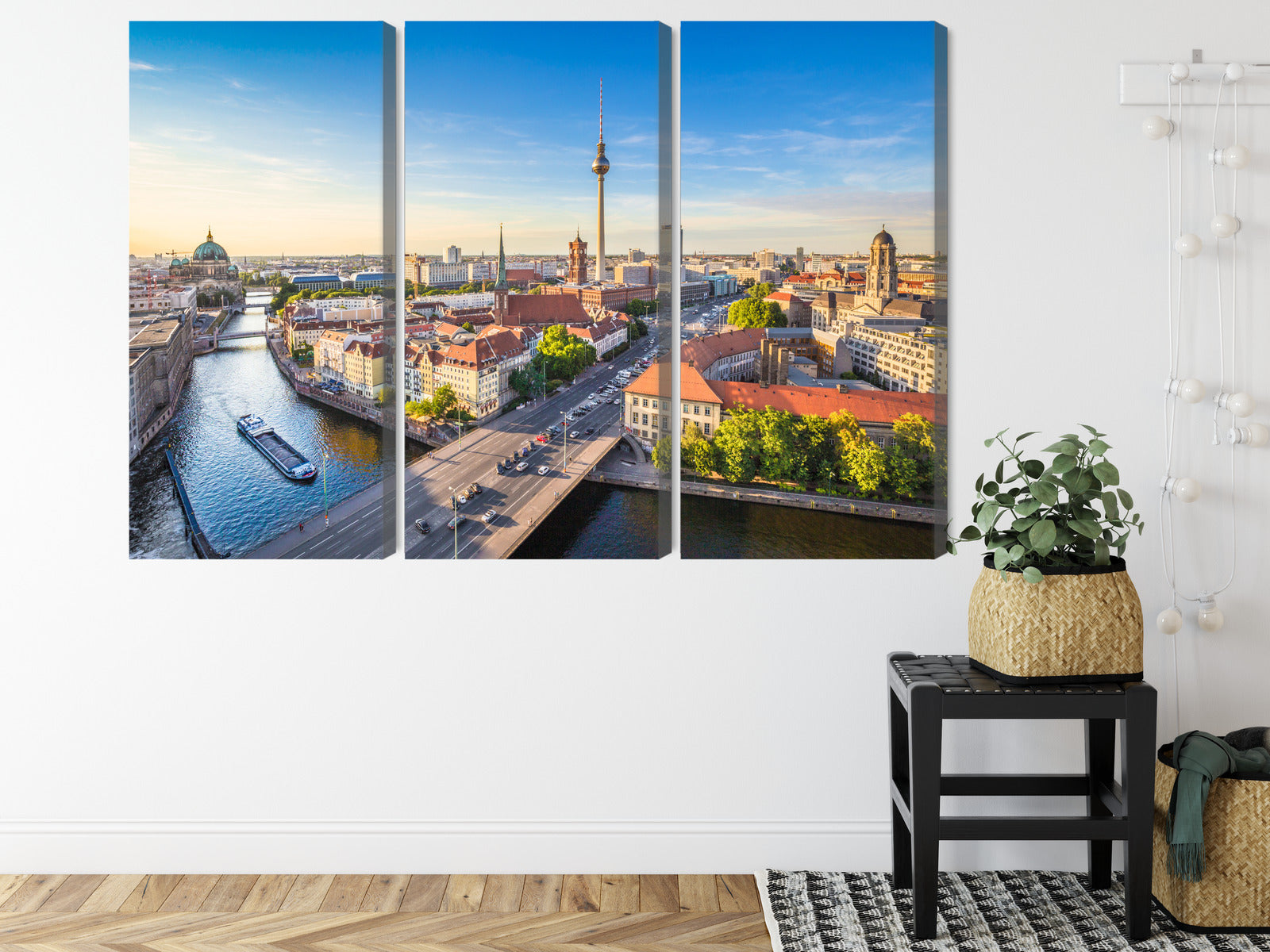 Obraz Wieloczęściowy Rzeka Sprewa i Berlin – miejska panorama do wnętrz nowoczesnych i industrialnych – widok 7