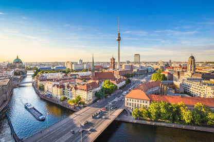 Obraz Wieloczęściowy Rzeka Sprewa i Panorama Berlina – miejska pejzażowa harmonia do wnętrz nowoczesnych i urbanistycznych 180x120