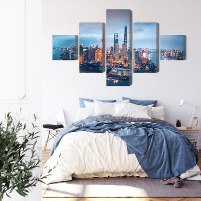 Obraz Wieloczęściowy Panorama Szanghaju Nocą – miejski pejzaż do wnętrz nowoczesnych i industrialnych – widok 2