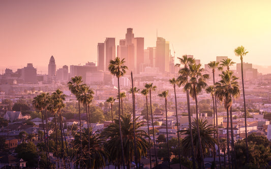Obraz Wieloczęściowy Los Angeles O Zachodzie Słońca – miejska panorama do wnętrz nowoczesnych, industrialnych 240x150