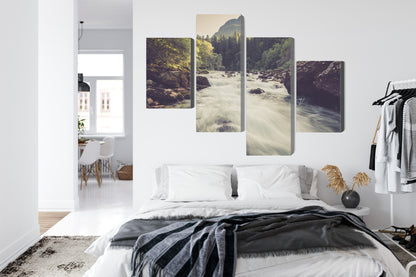 Obraz Wieloczęściowy Górska Rzeka W Lesie – spokojna panorama do wnętrz naturalnych, skandynawskich i nowoczesnych – widok 6