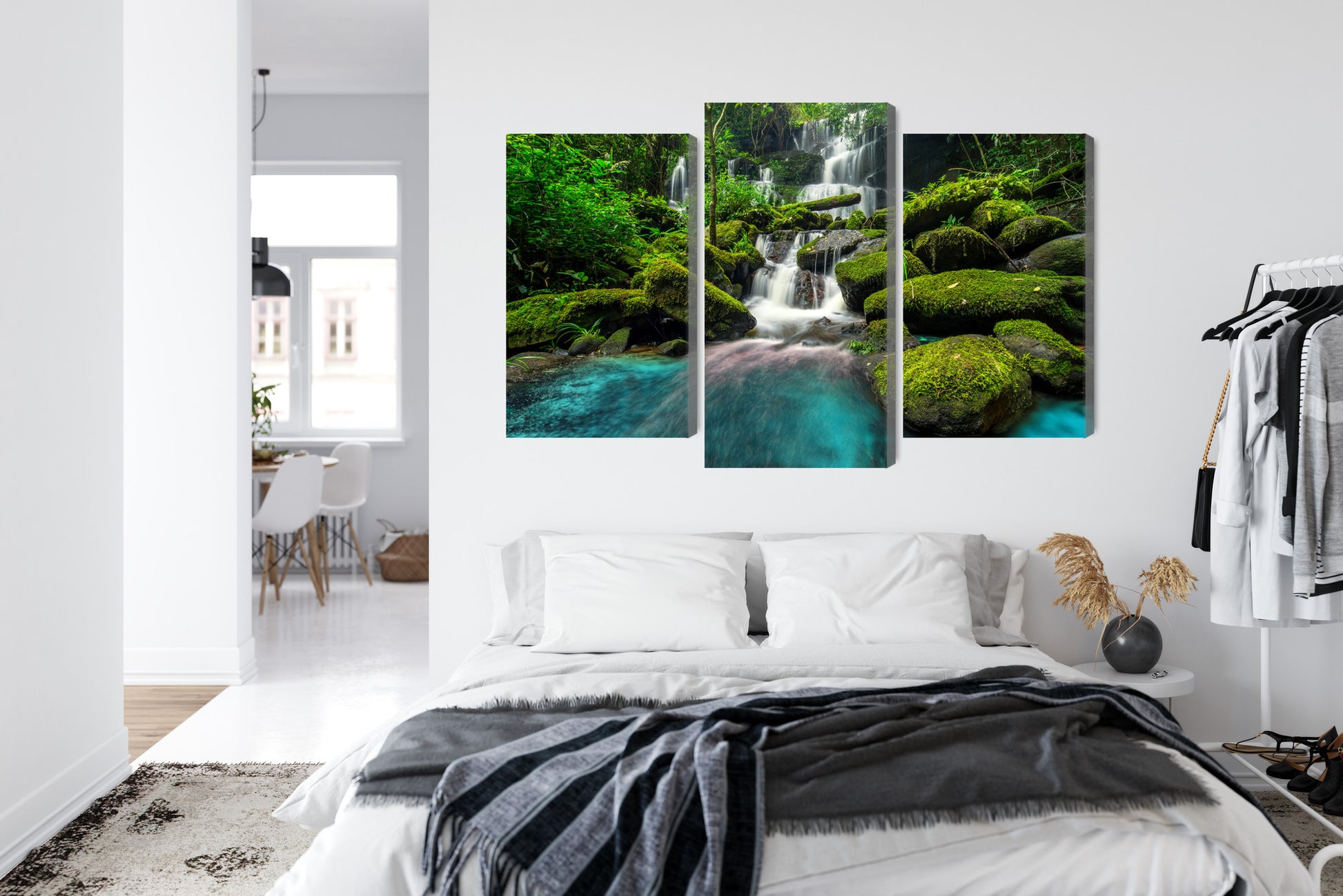 Obraz Wieloczęściowy Wodospad w Dżungli – tropikalna oaza spokoju do wnętrz boho, urban jungle i naturalnych – widok 6