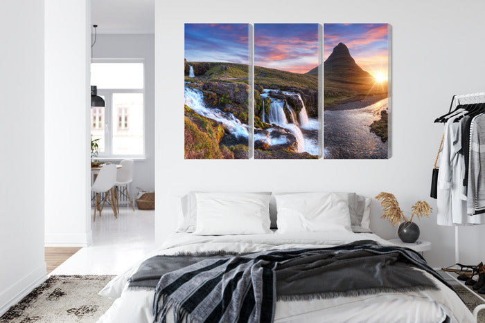 Obraz Wieloczęściowy Góra Kirkjufell z wodospadami – krajobraz islandzki do wnętrz skandynawskich i minimalistycznych – widok 6