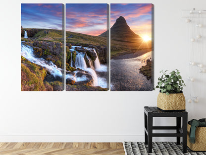 Obraz Wieloczęściowy Góra Kirkjufell z wodospadami – krajobraz islandzki do wnętrz skandynawskich i minimalistycznych – widok 7