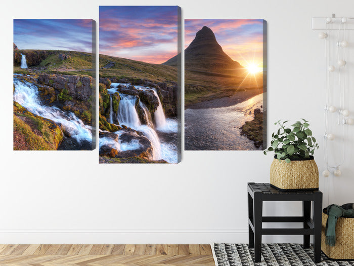 Obraz Wieloczęściowy Góra Kirkjufell z Wodospadami – krajobraz islandzki do wnętrz skandynawskich i minimalistycznych – widok 7