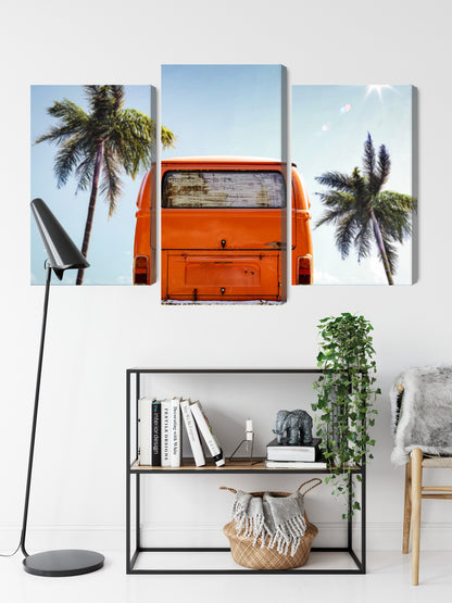 Obraz Wieloczęściowy Retro Samochód z Palmami – Słoneczna Podróż do wnętrz Boho, Vintage, Eklektycznych – widok 8