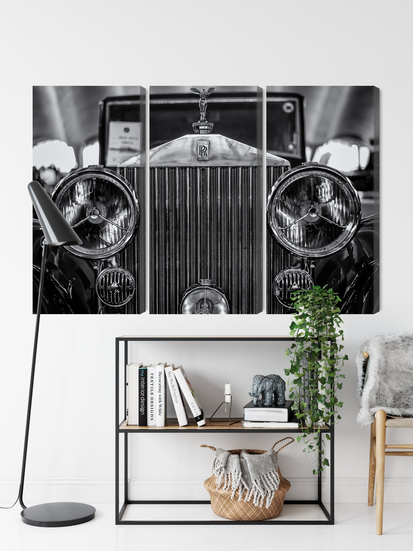 Obraz Wieloczęściowy Rolls Royce Z Bliska – Luksusowa Elegancja do wnętrz Nowoczesnych, Glamour i Męskich – widok 8