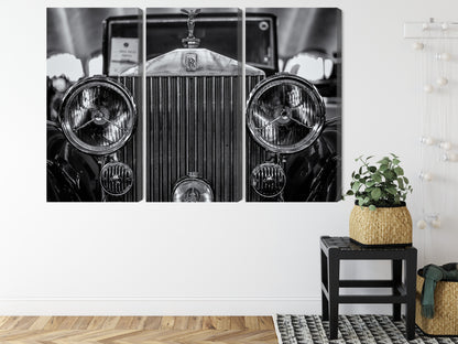 Obraz Wieloczęściowy Rolls Royce Z Bliska – Luksusowa Elegancja do wnętrz Nowoczesnych, Glamour i Męskich – widok 7