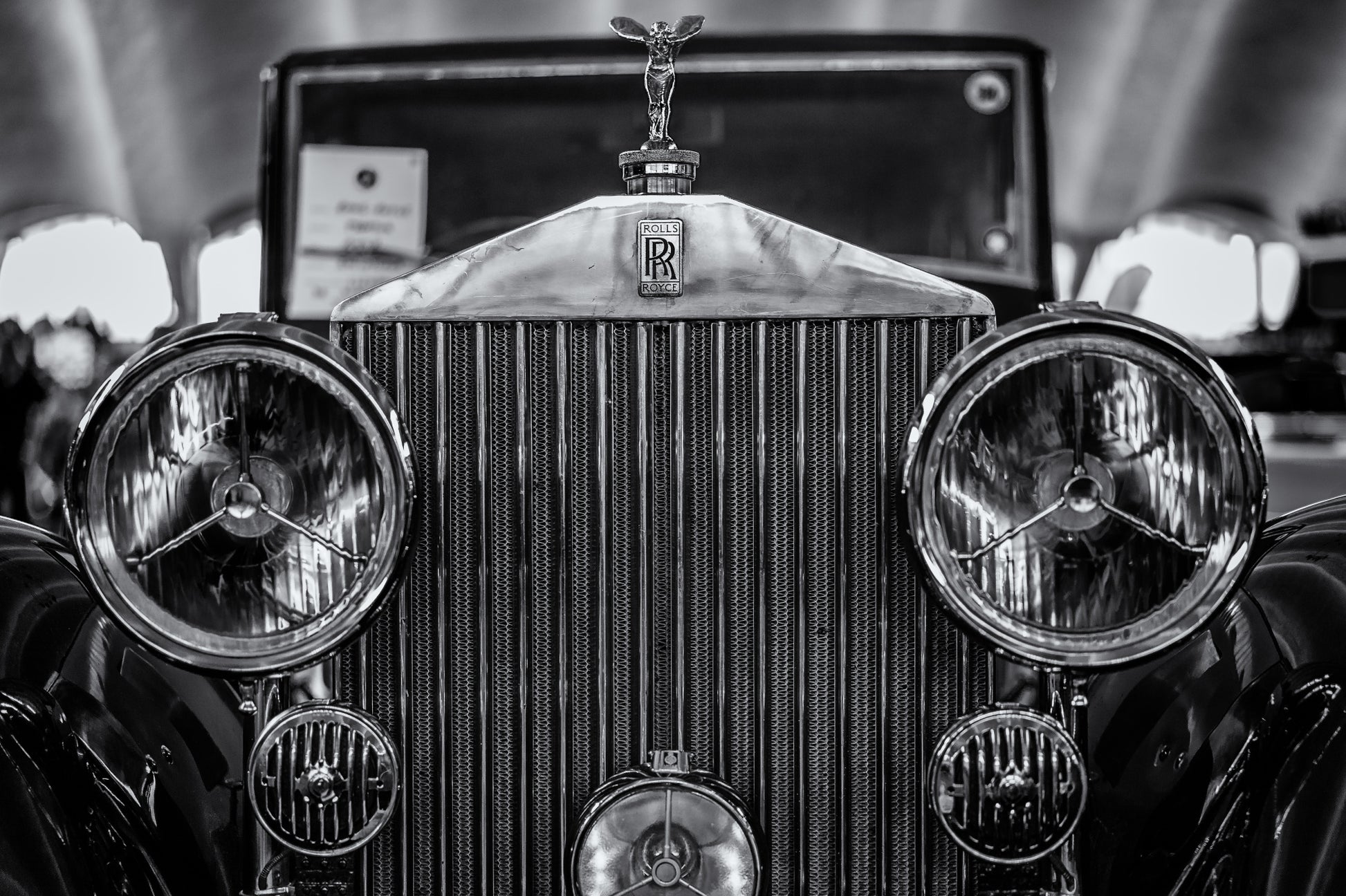 Obraz Wieloczęściowy Rolls Royce – klasyka motoryzacji do wnętrz nowoczesnych i Art Deco 180x120