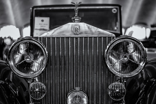 Obraz Wieloczęściowy Rolls Royce – klasyka motoryzacji do wnętrz nowoczesnych i Art Deco 180x120