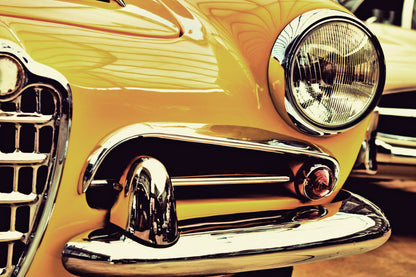 Obraz Wieloczęściowy Przód Zabytkowego Samochodu – klasyka motoryzacji do wnętrz retro i loftowych 180x120