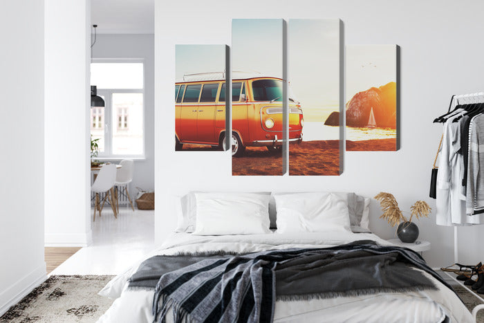 Obraz Wieloczęściowy Retro Samochód na Plaży – Nostalgiczny Klimat do Wnętrz Coastal, Boho i Retro – widok 6