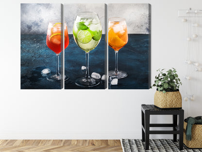 Obraz Wieloczęściowy Letnie Koktajle i Okulary – wakacyjny relaks do wnętrz nowoczesnych i boho – widok 7