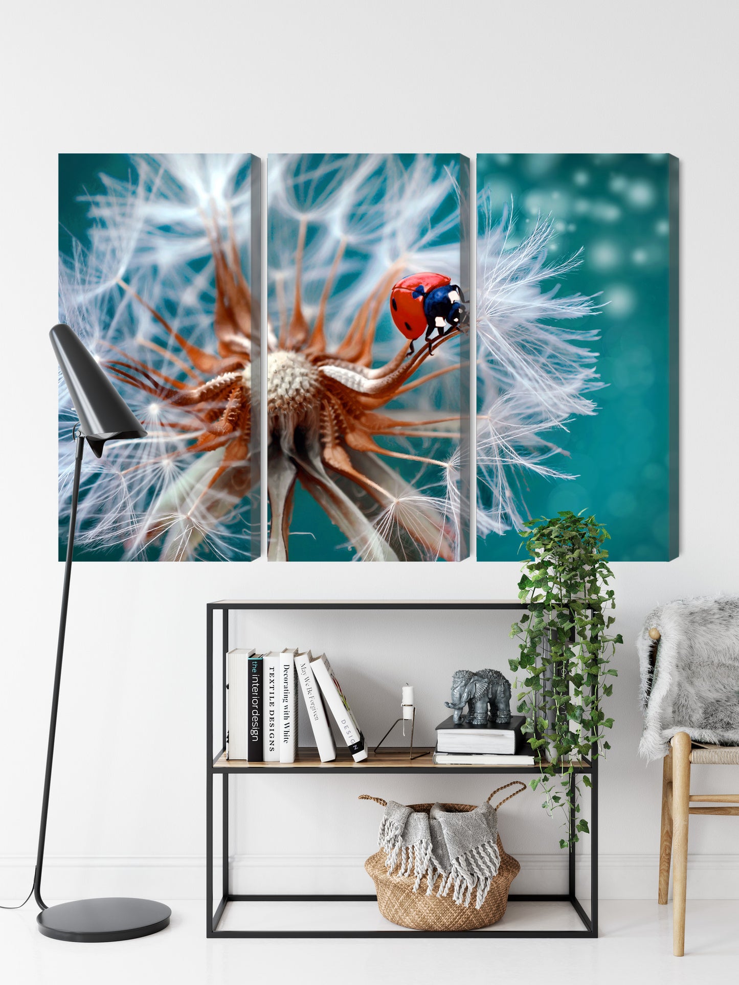 Obraz Wieloczęściowy Biedronka na Mniszku – słoneczny detal natury do wnętrz boho, skandynawskich i naturalnych – widok 8
