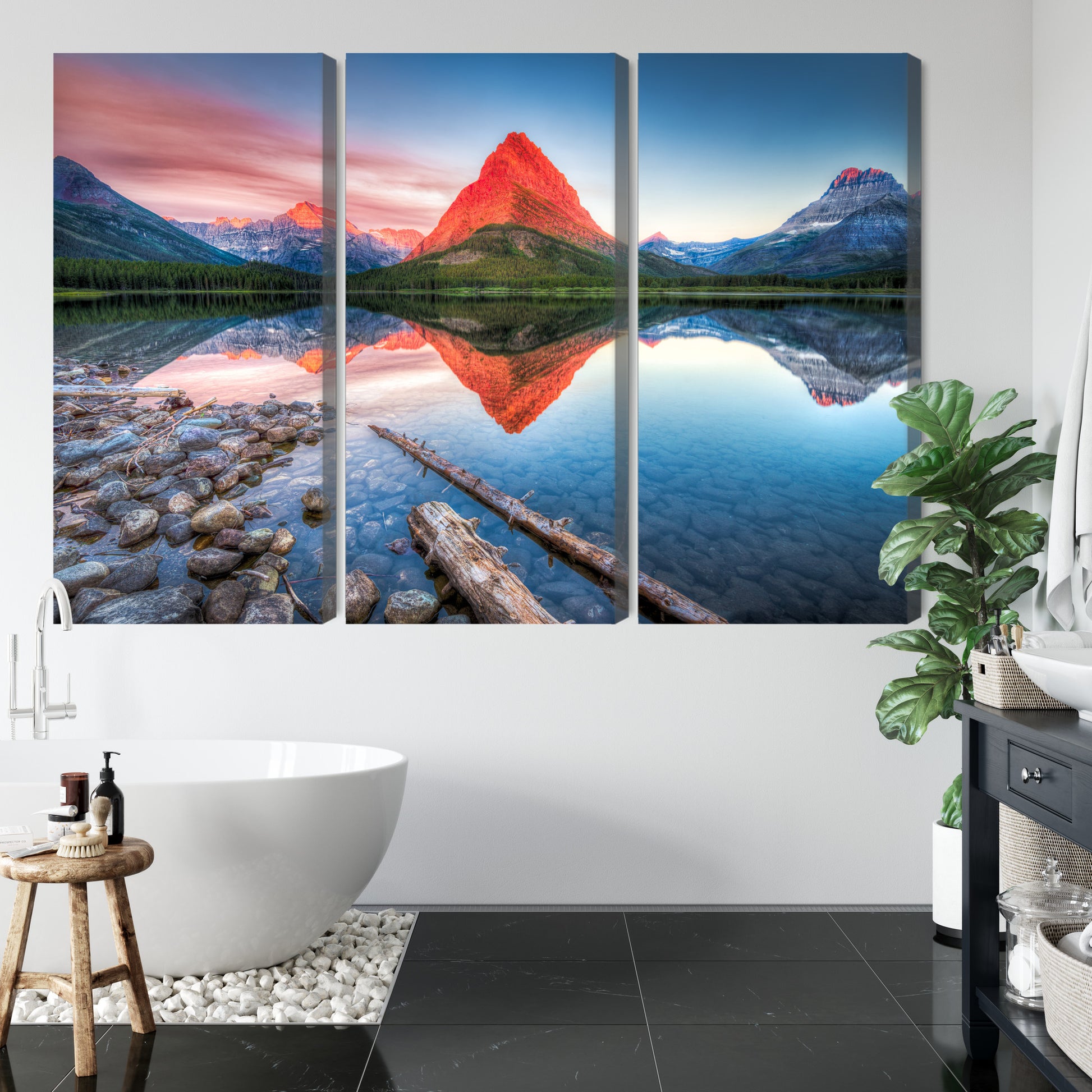 Obraz Wieloczęściowy Jezioro Swiftcurrent Lake – alpejski spokój do wnętrz skandynawskich i naturalnych – widok 4