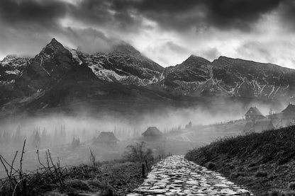 Obraz Wieloczęściowy Hala Gąsienicowa – monochromatyczna górska sceneria do wnętrz nowoczesnych i loftowych 180x120