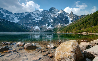 Obraz Wieloczęściowy Morskie Oko – górski krajobraz do wnętrz skandynawskich i nowoczesnych 240x150