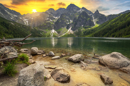 Obraz Wieloczęściowy Morskie Oko w Tatrach – pejzaż górski i zachód słońca do wnętrz naturalnych i rustykalnych 180x120