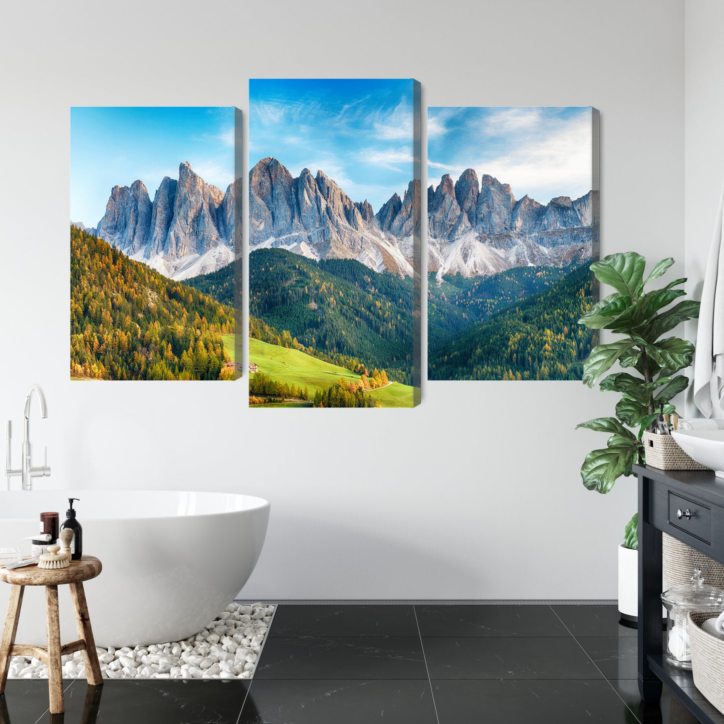 Obraz Wieloczęściowy Pasmo Górskie Dolomity – Alpejski Majestat do wnętrz nowoczesnych i skandynawskich – widok 4