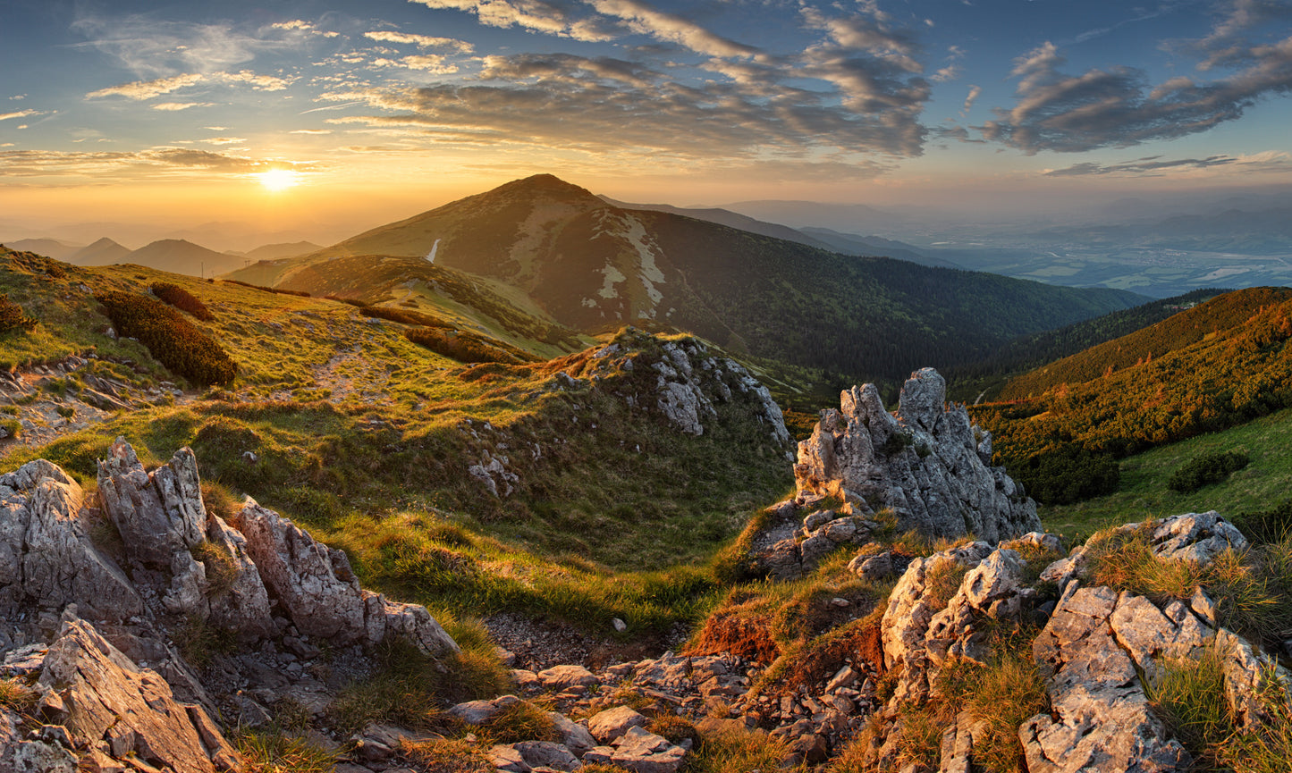 Obraz Wieloczęściowy Chlebowy Szczyt Słowacja – górska panorama do wnętrz rustykalnych i boho 250x150