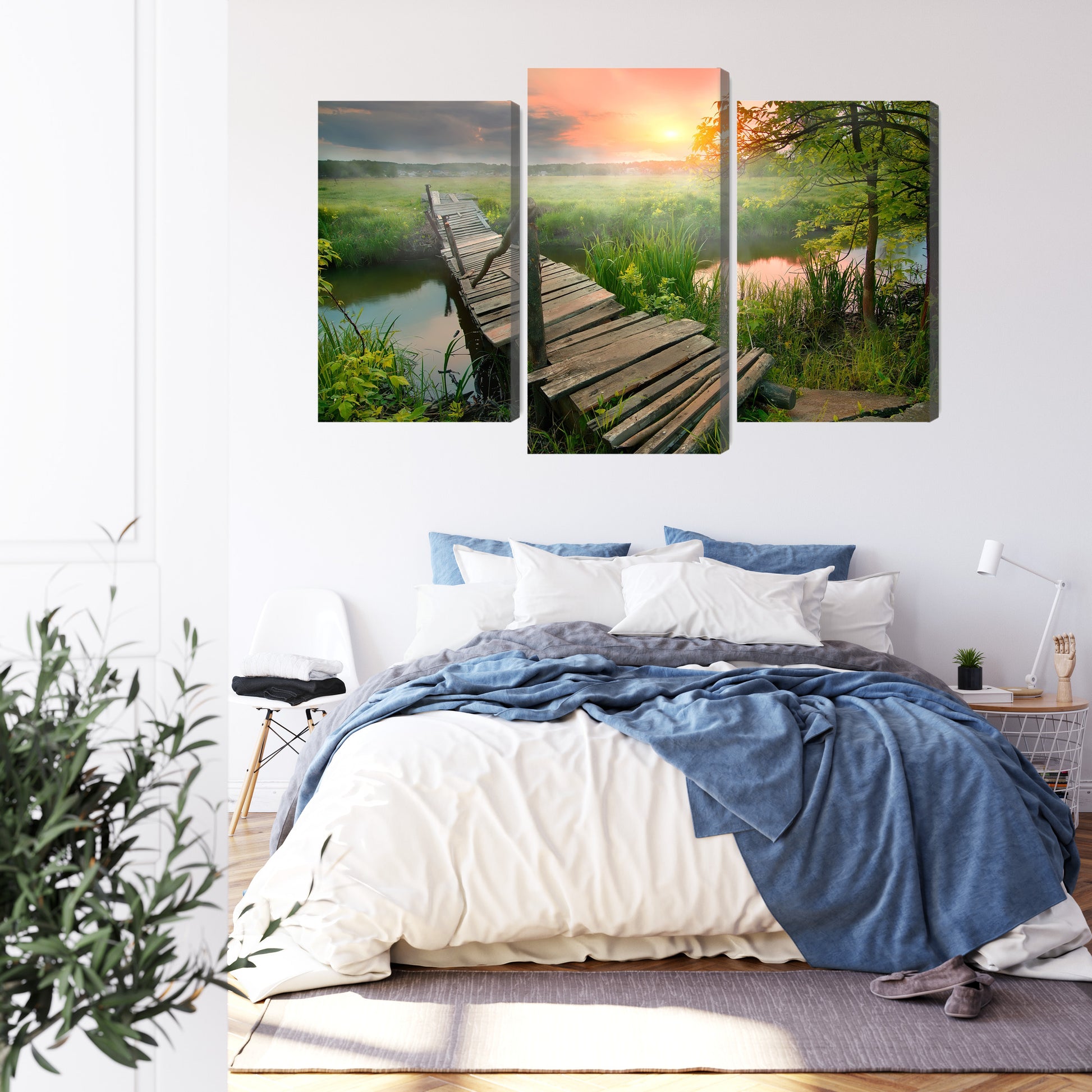 Obraz Wieloczęściowy Łąka O Świcie – sielski krajobraz do wnętrz skandynawskich, boho i nowoczesnych – widok 2