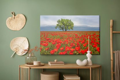 Obraz na płótnie drzewo z makami – nowoczesna dekoracja do salonu - Artavia